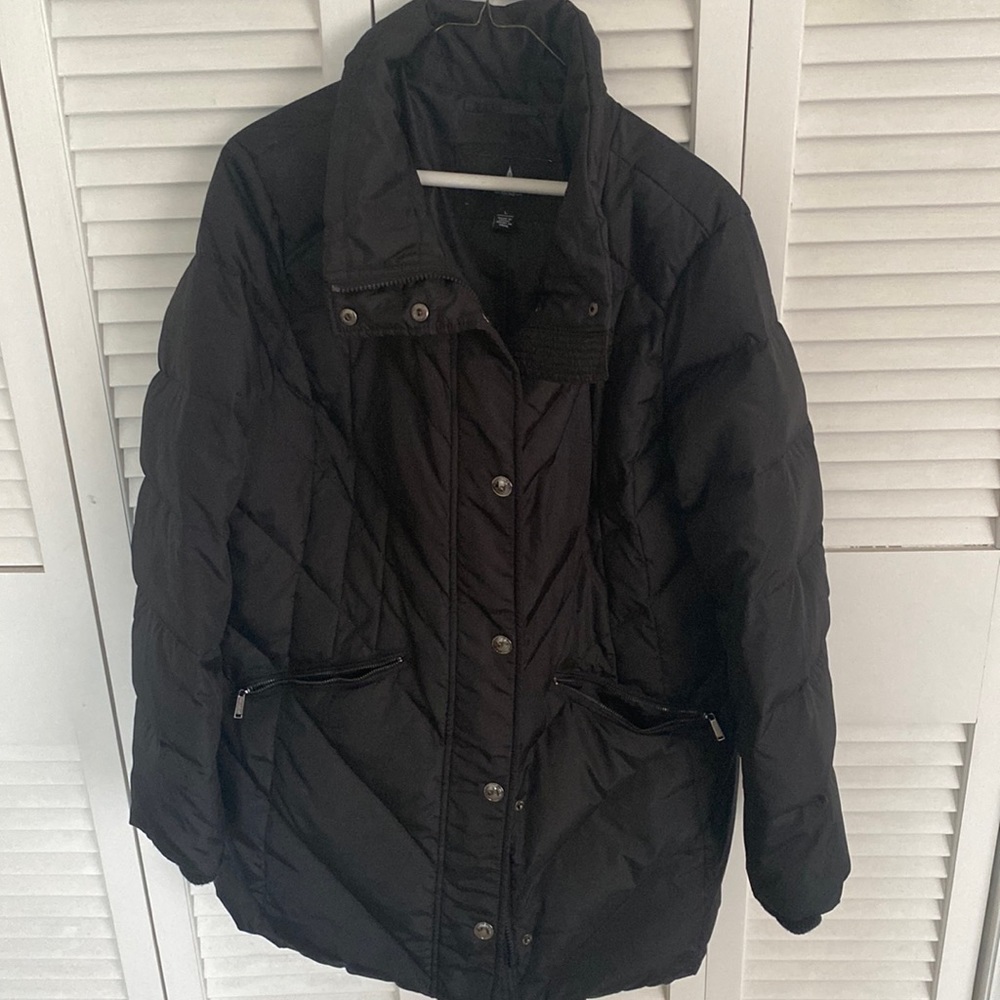 London fog womens coat. Size Large